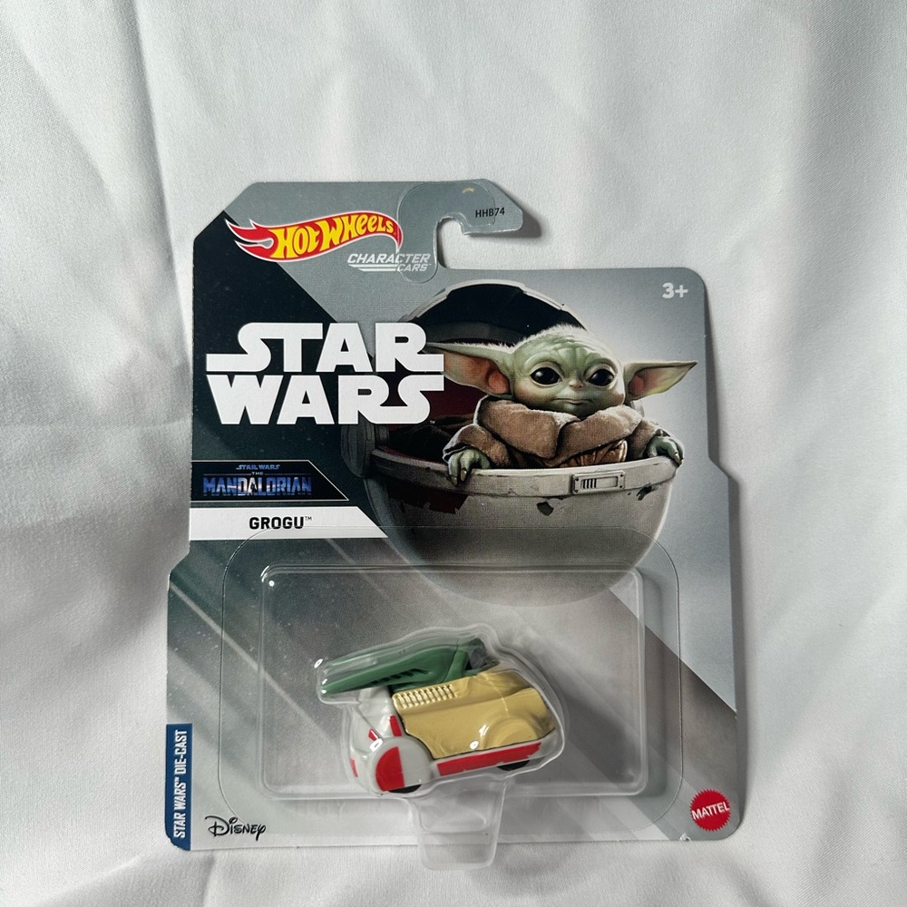 Star Wars Grogu hot wheels Car - Green and biege